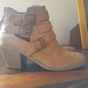 Guess ankle boots